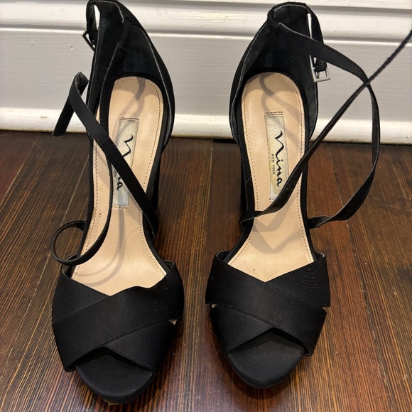 Nina Plaform Strappy Heel - Picture 1 of 7